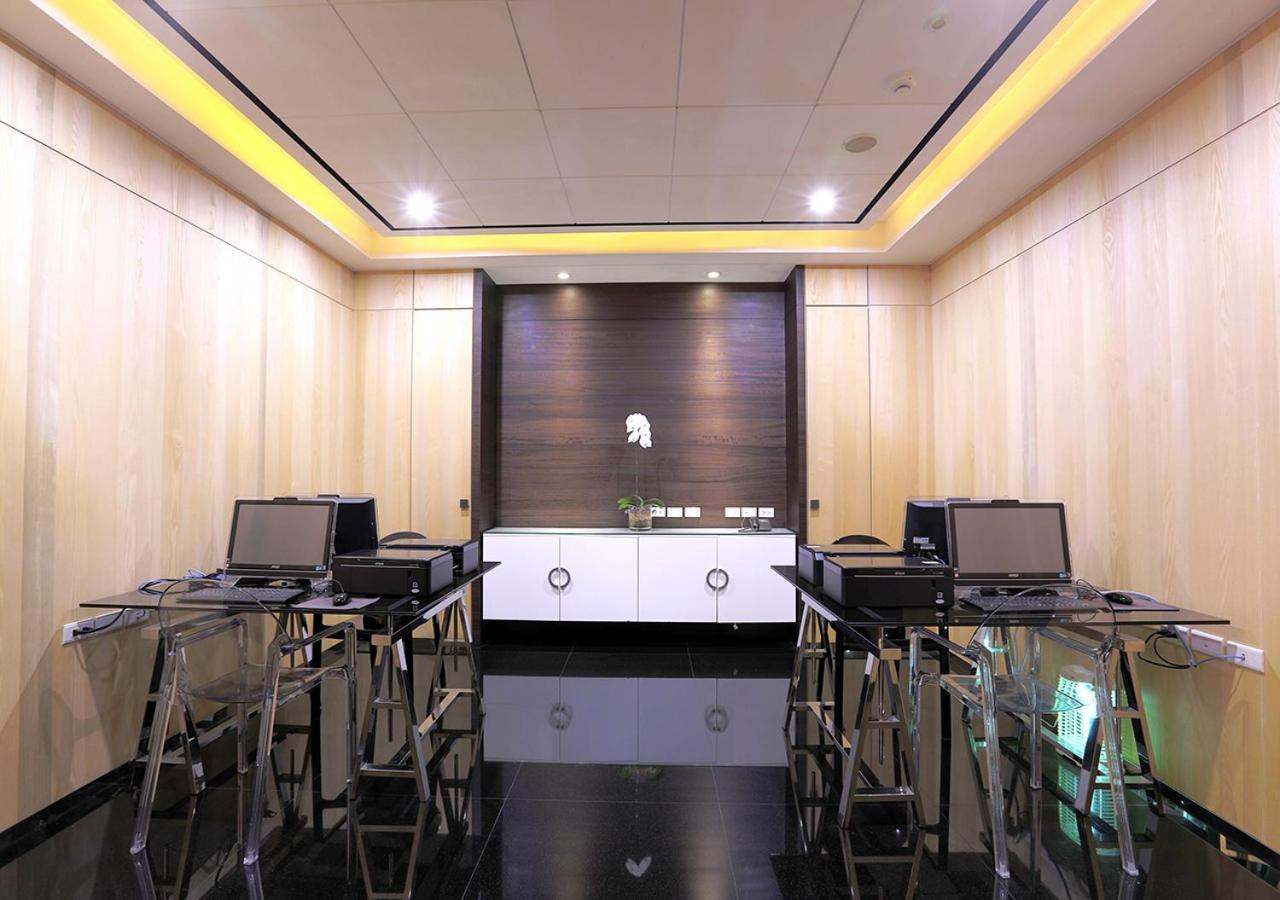 גאושיונג Royal Group Hotel Ho Yi Branch מראה חיצוני תמונה