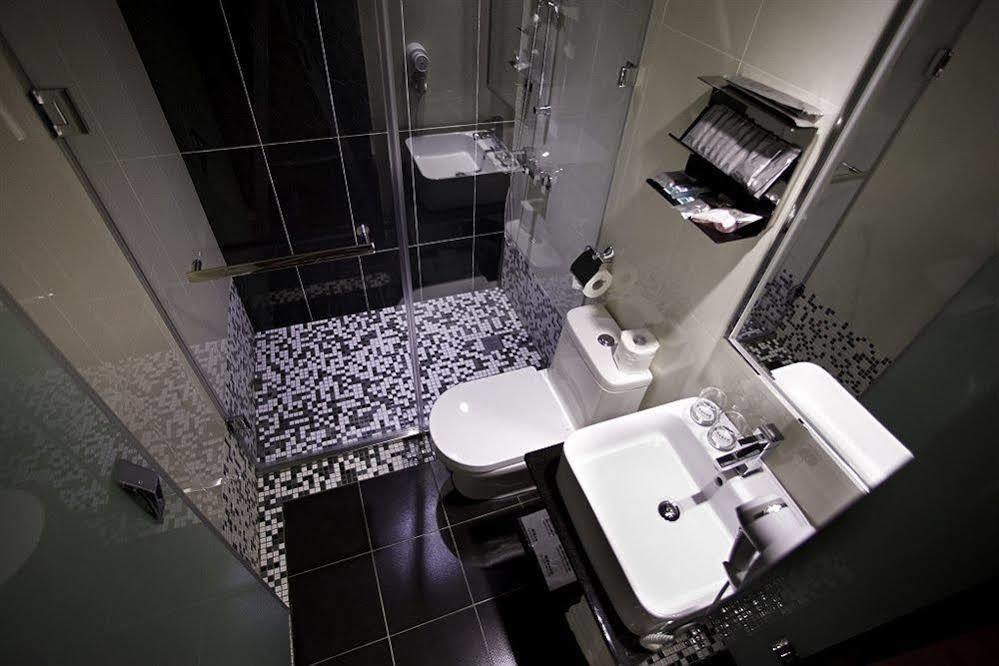 גאושיונג Royal Group Hotel Ho Yi Branch מראה חיצוני תמונה